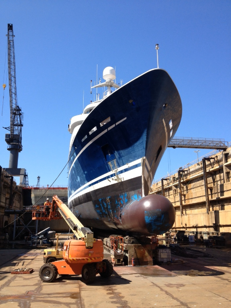 Primer has been applied, and the topcoat and antifouling will start to be applied this week.