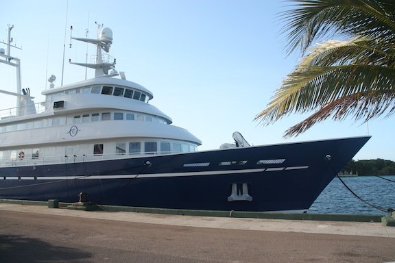 The Golden Shadow alongside the Nassau cruise ship pier