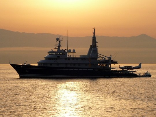 M/Y Golden Shadow amongst a golden sunset
