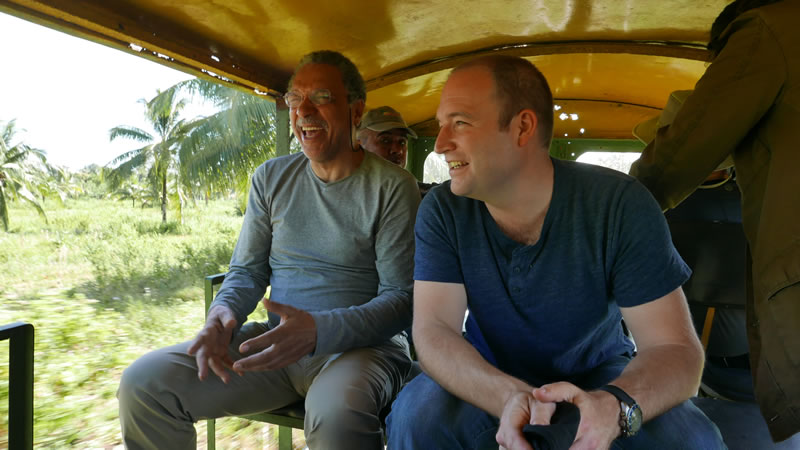 Dr. Daniel Pauly and Dr. Stephen Box discuss artisanal fishing on their way to the coast of Honduras