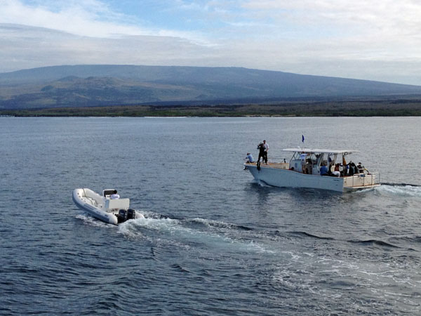 The Calcutta and a tender head out to the Urvina dive sites