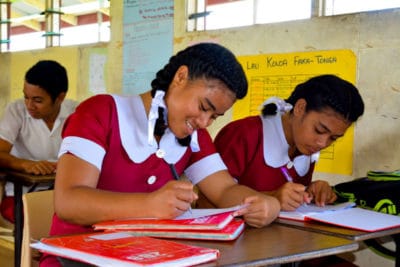 Tongan secondary school students taking coral reef education survey2