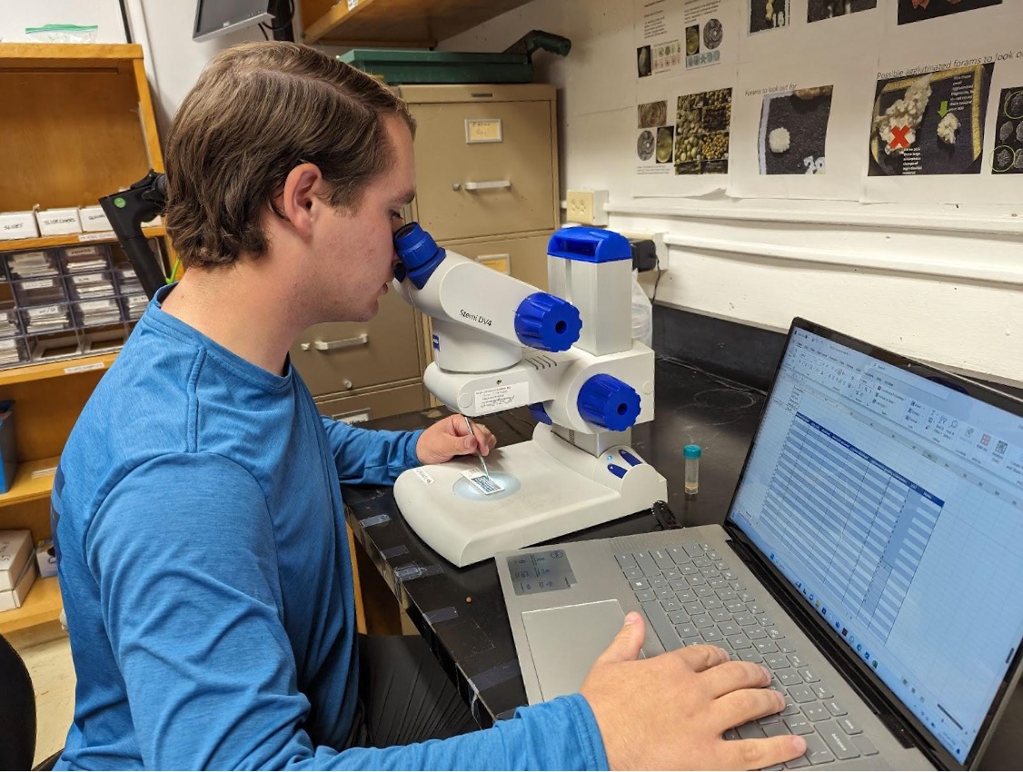 Meet Research Assistant Zachary Adams - Living Oceans FoundationLiving ...