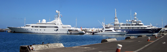 The Golden Fleet in port in Tahiti The Golden Fleet in port in Tahiti
